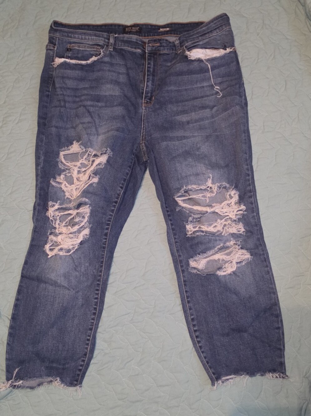 Judy Blue Distressed Skinny Jeans